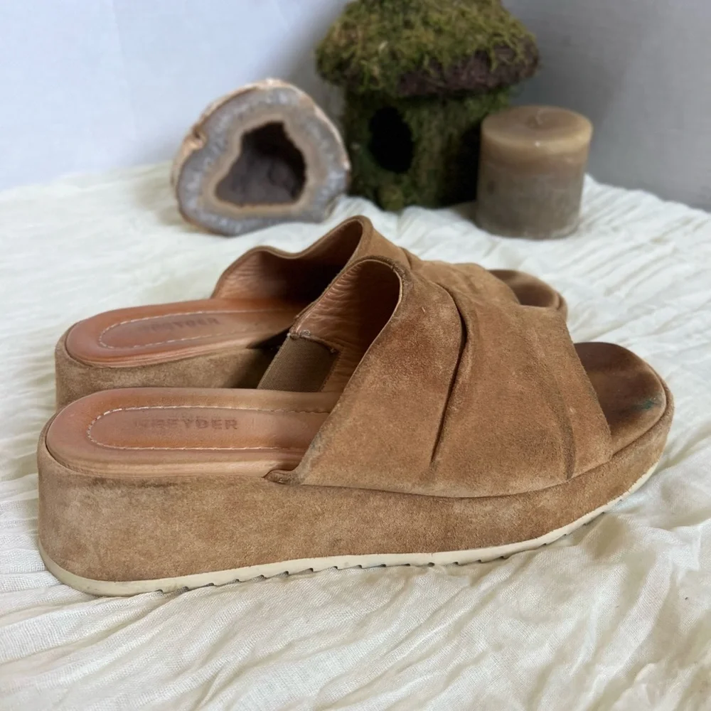 Greyder Suede Comfort Open Toe Camel Tan Wedge Mules size 7.5